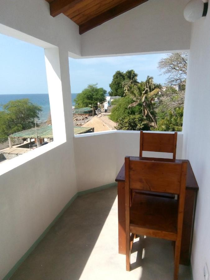 Casa Baobab Acomodação com café da manhã Seladinha Exterior foto